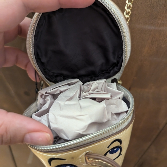 Danielle Nicole Chip Crossbody - Picture 5 of 5